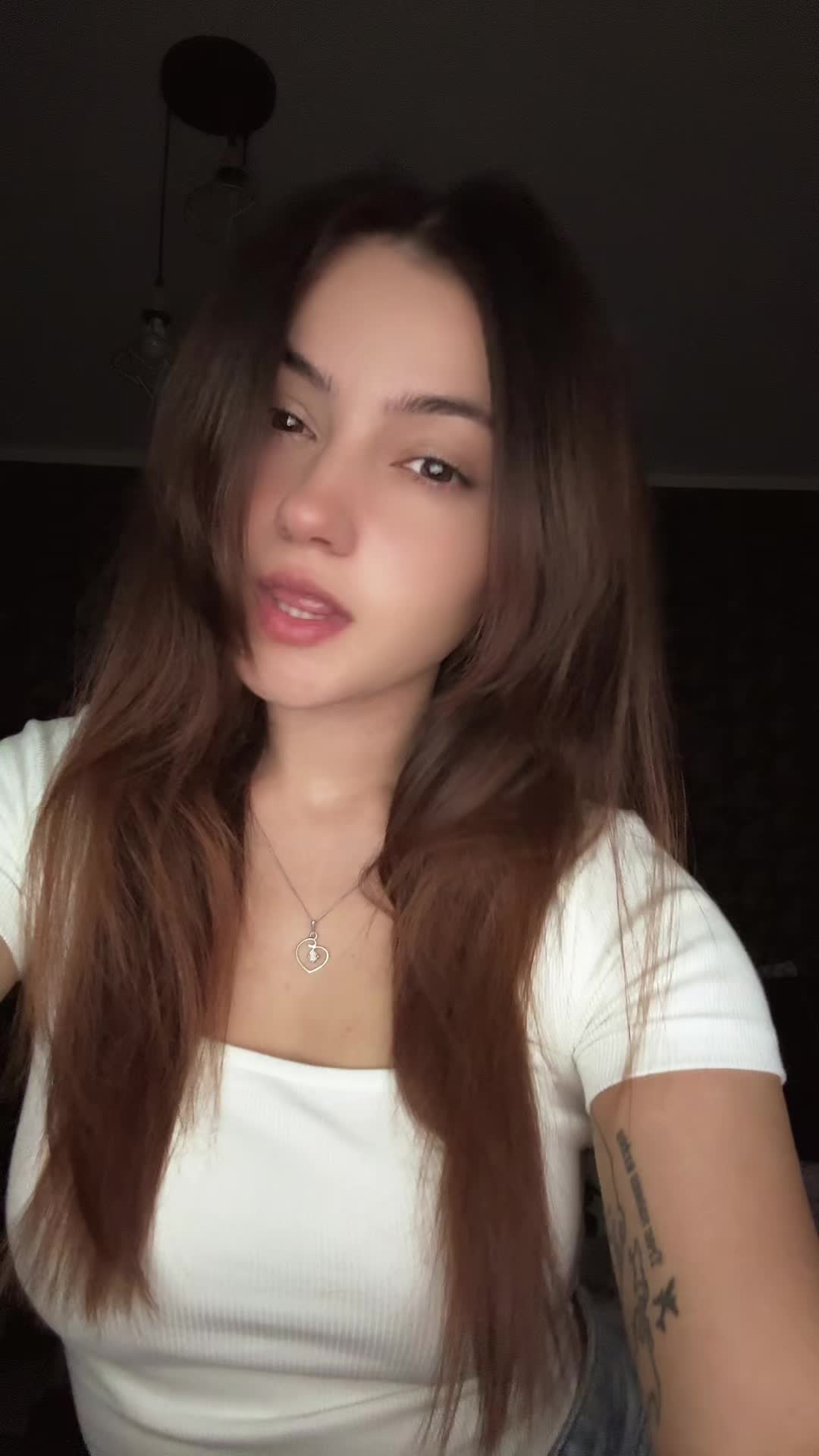 @ADRIANA