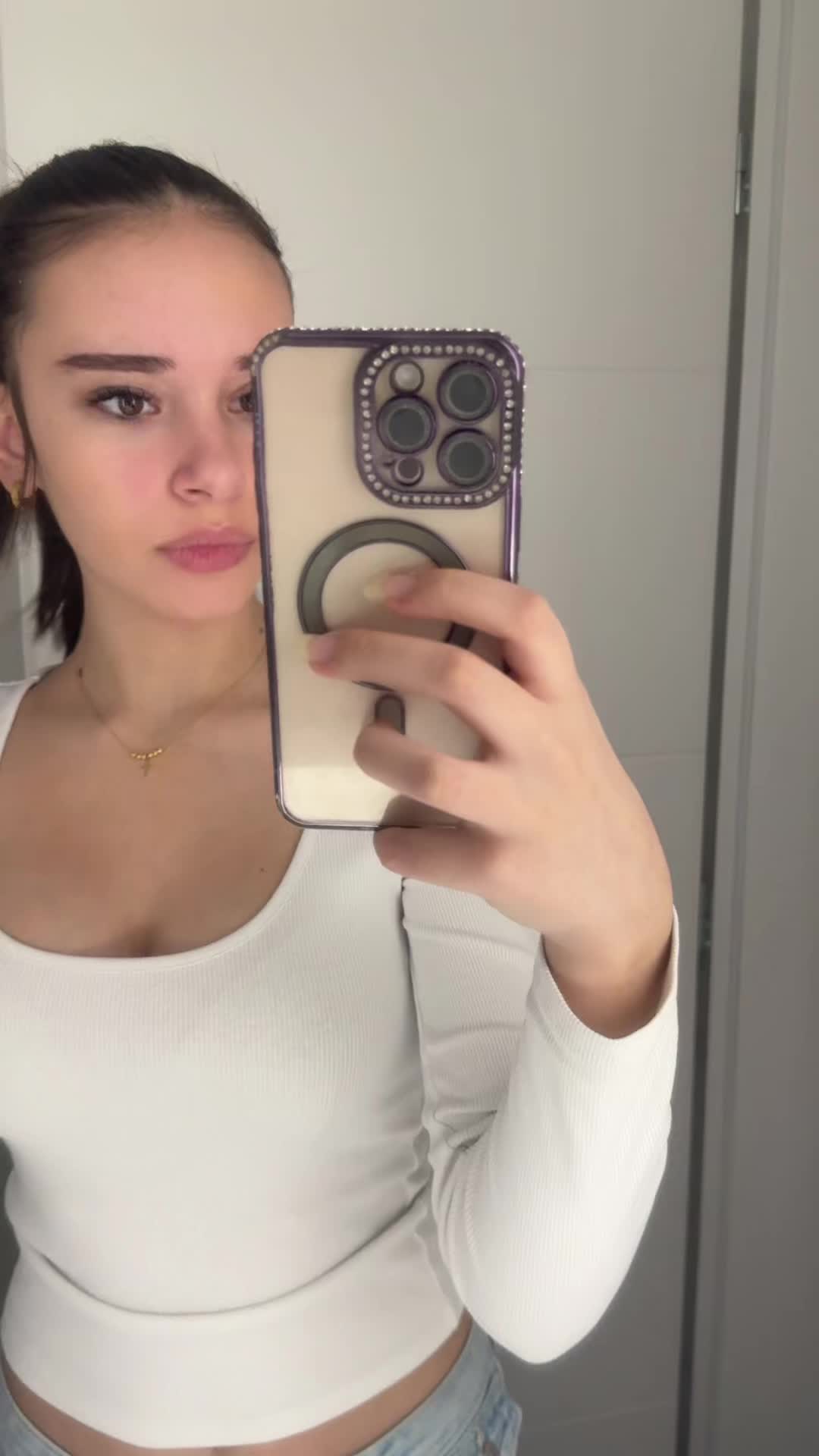 @️