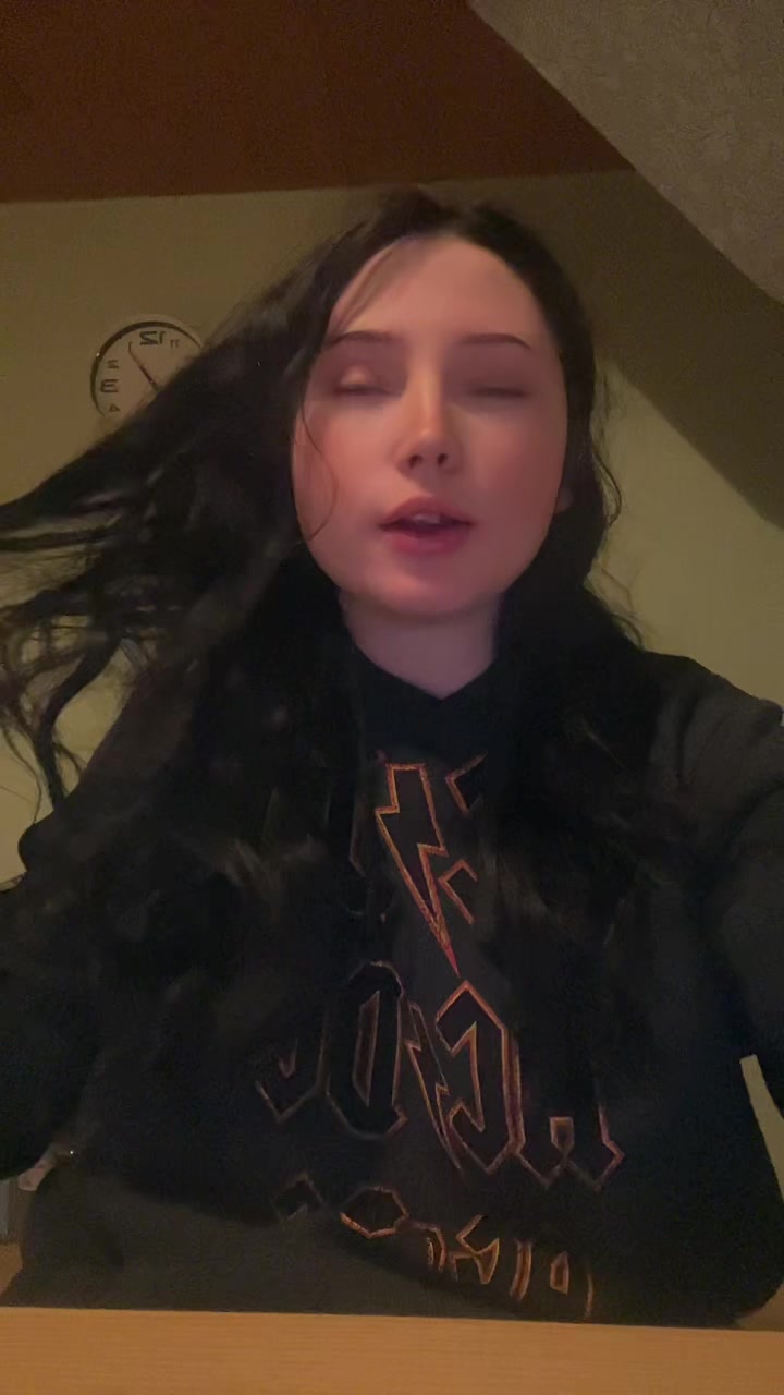 @Angi<3