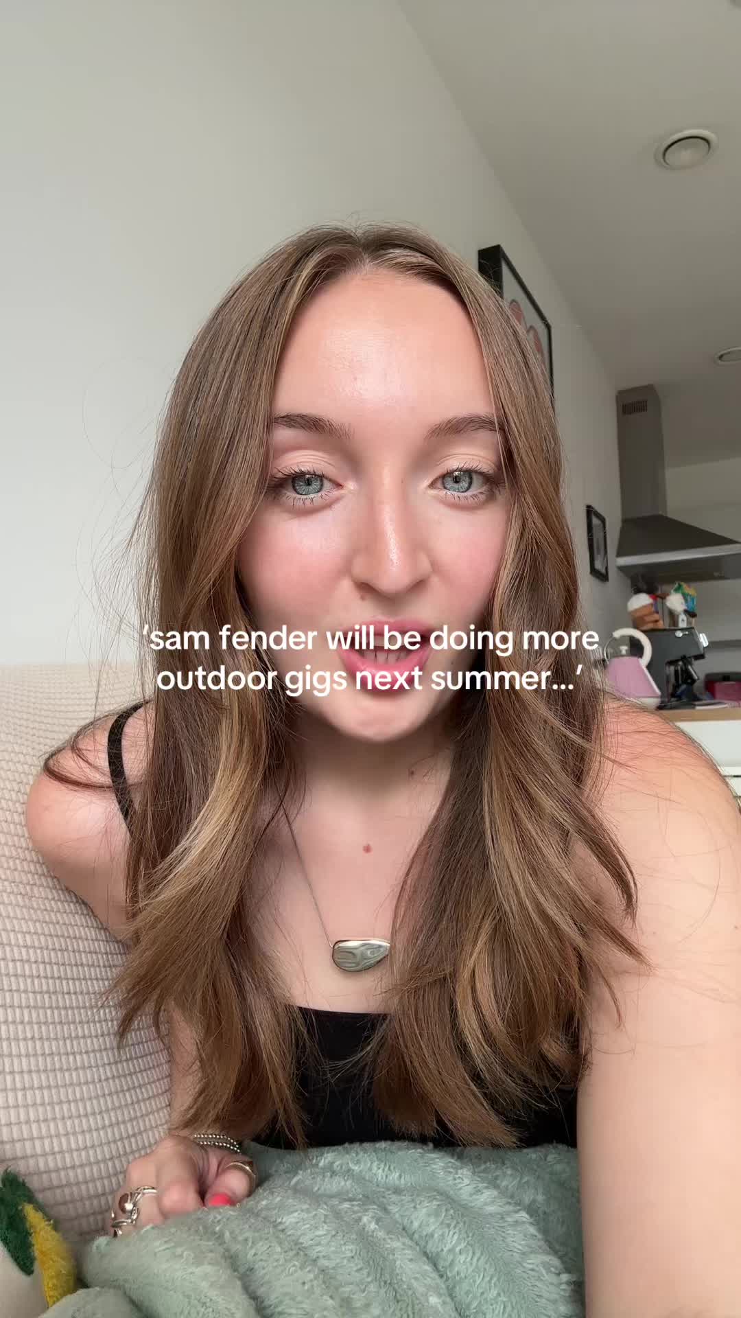 @kattycarruthers