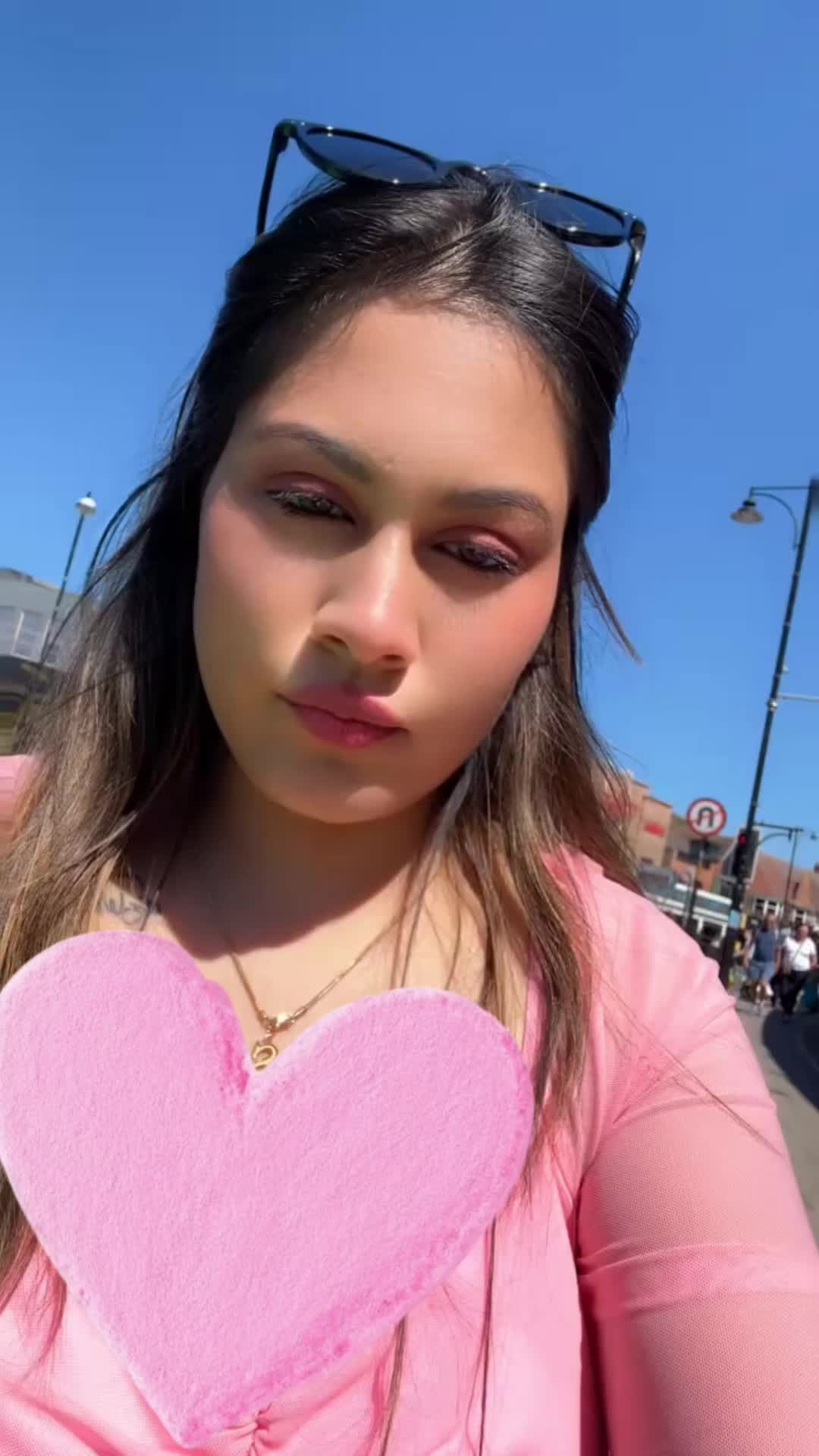 @simmi_9781