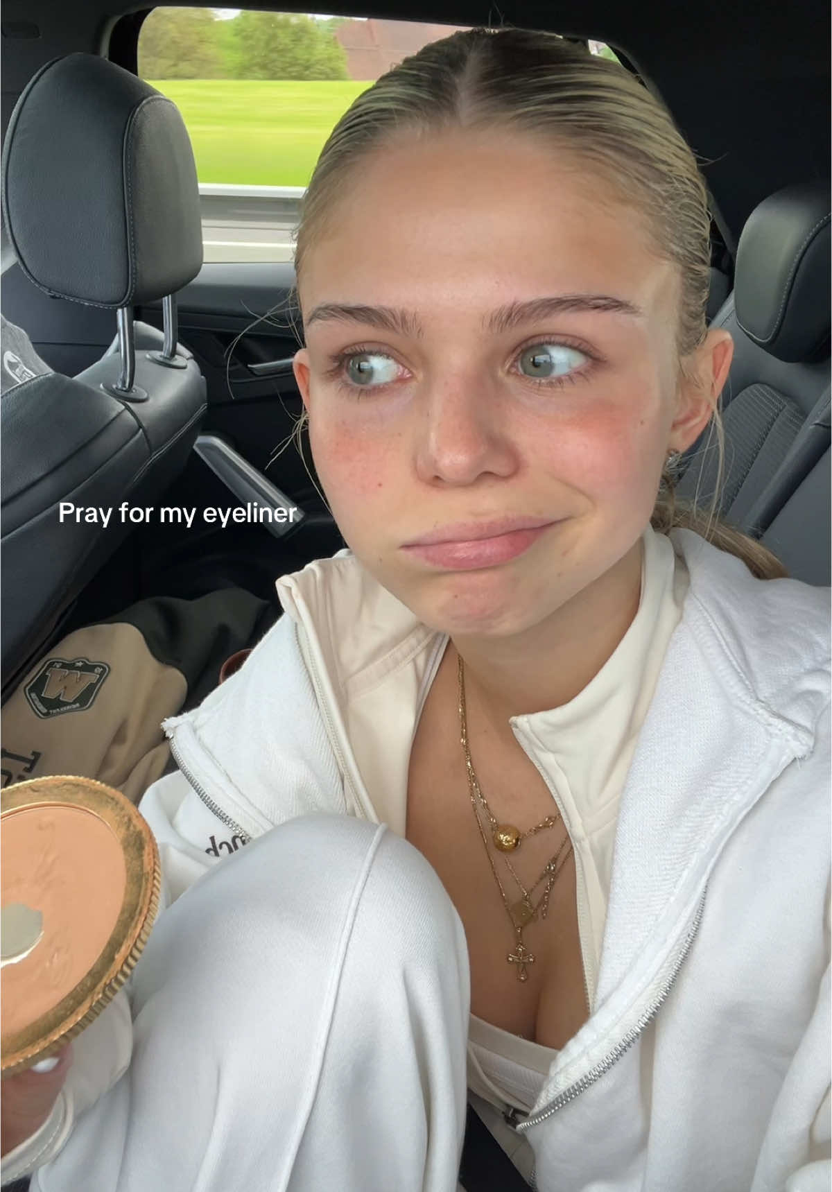 @Eleonora