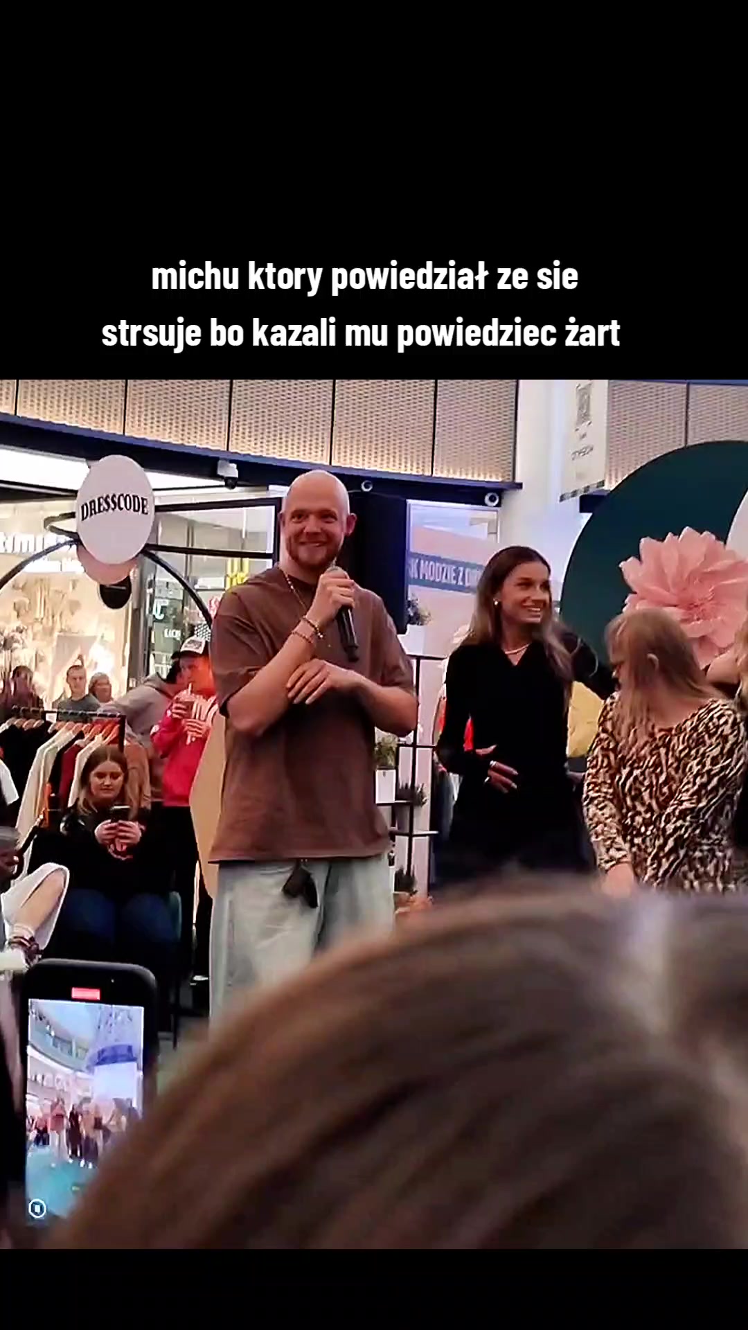 @domi