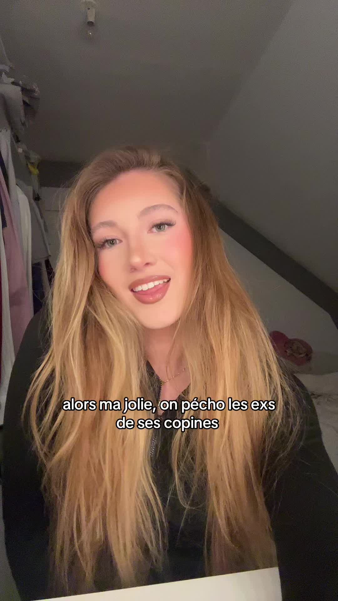 @✰