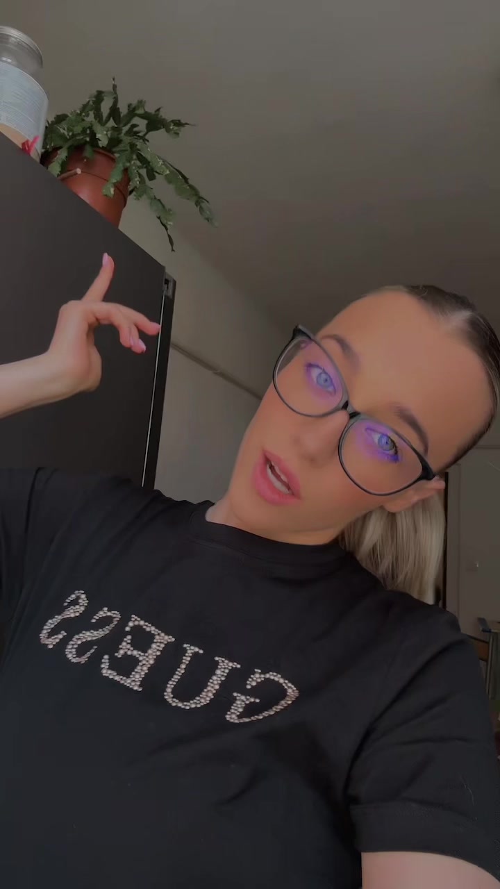@_Nikkaa_20