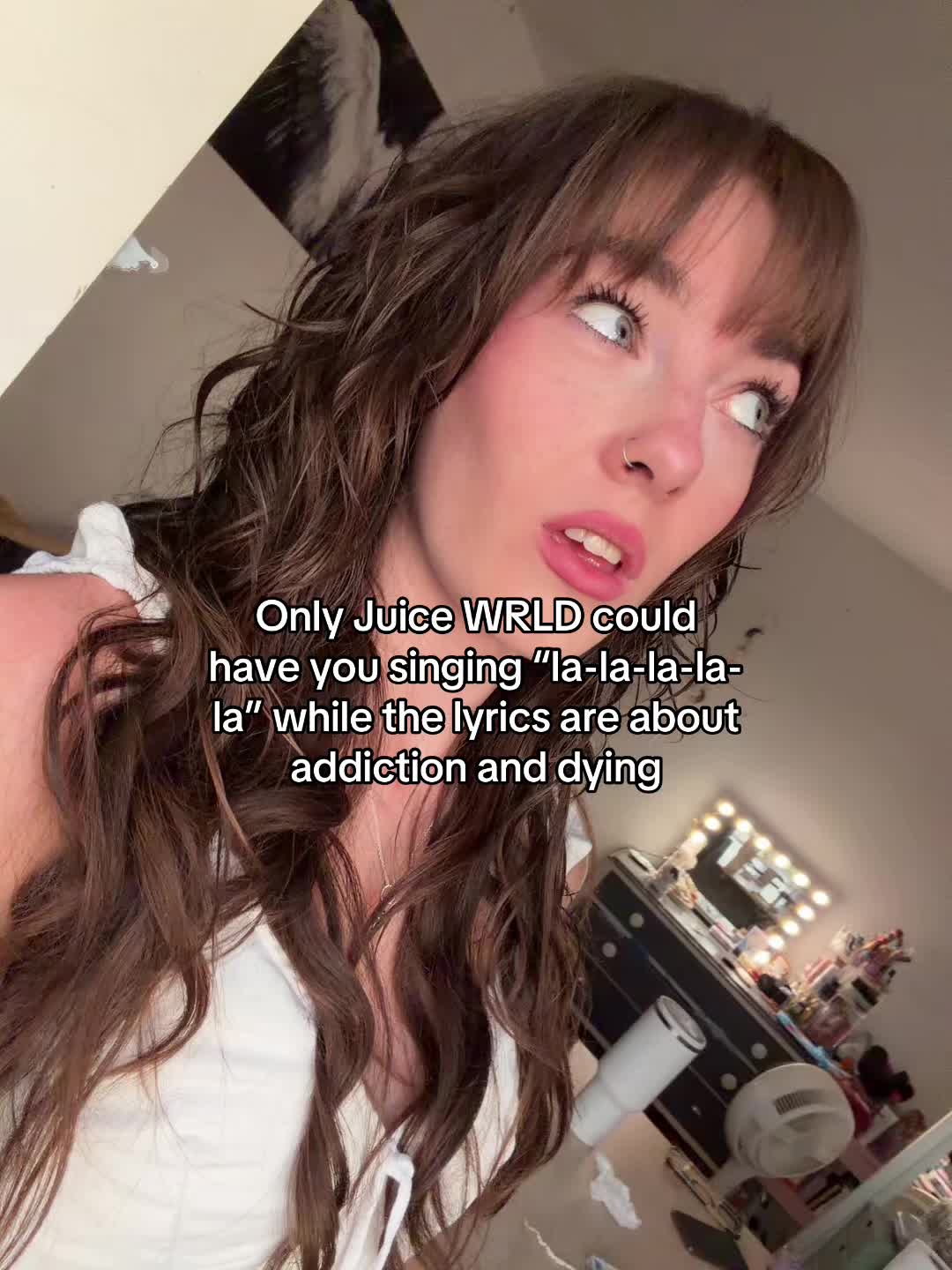 @Emzie🧟♂️