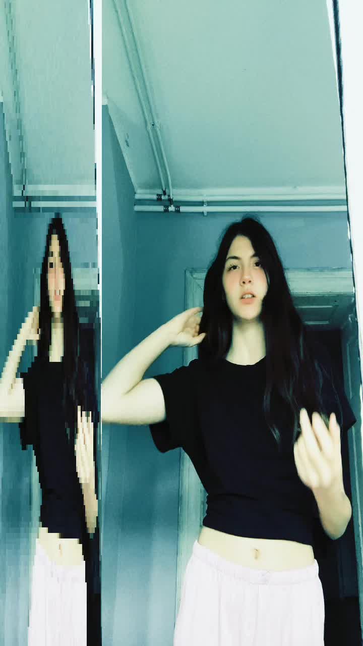 @Mariana_11