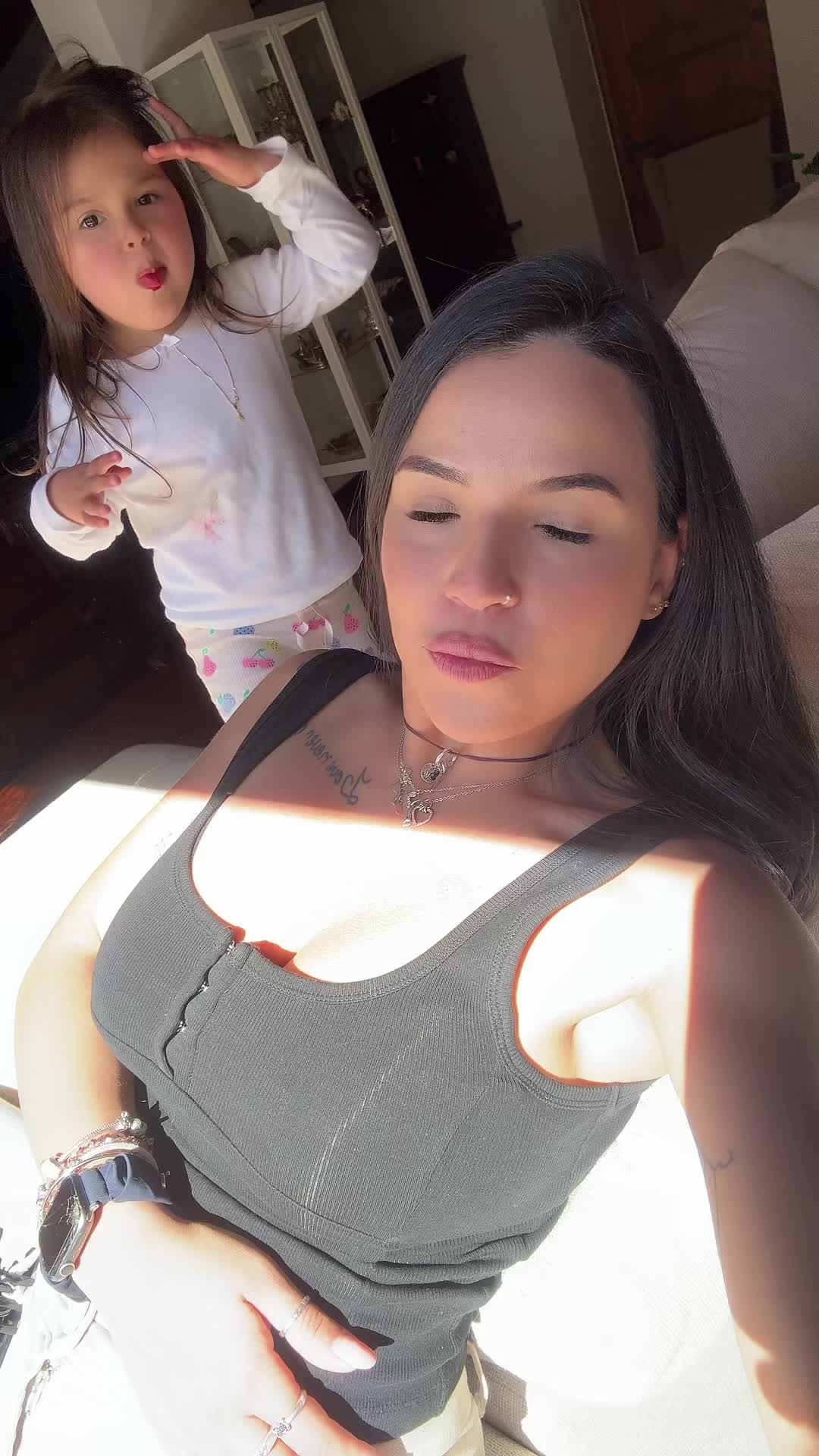 @Delalohi