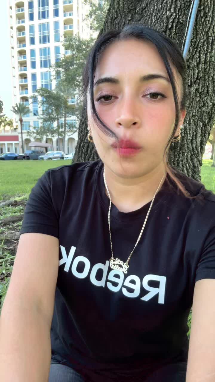 @Julia Marroquín