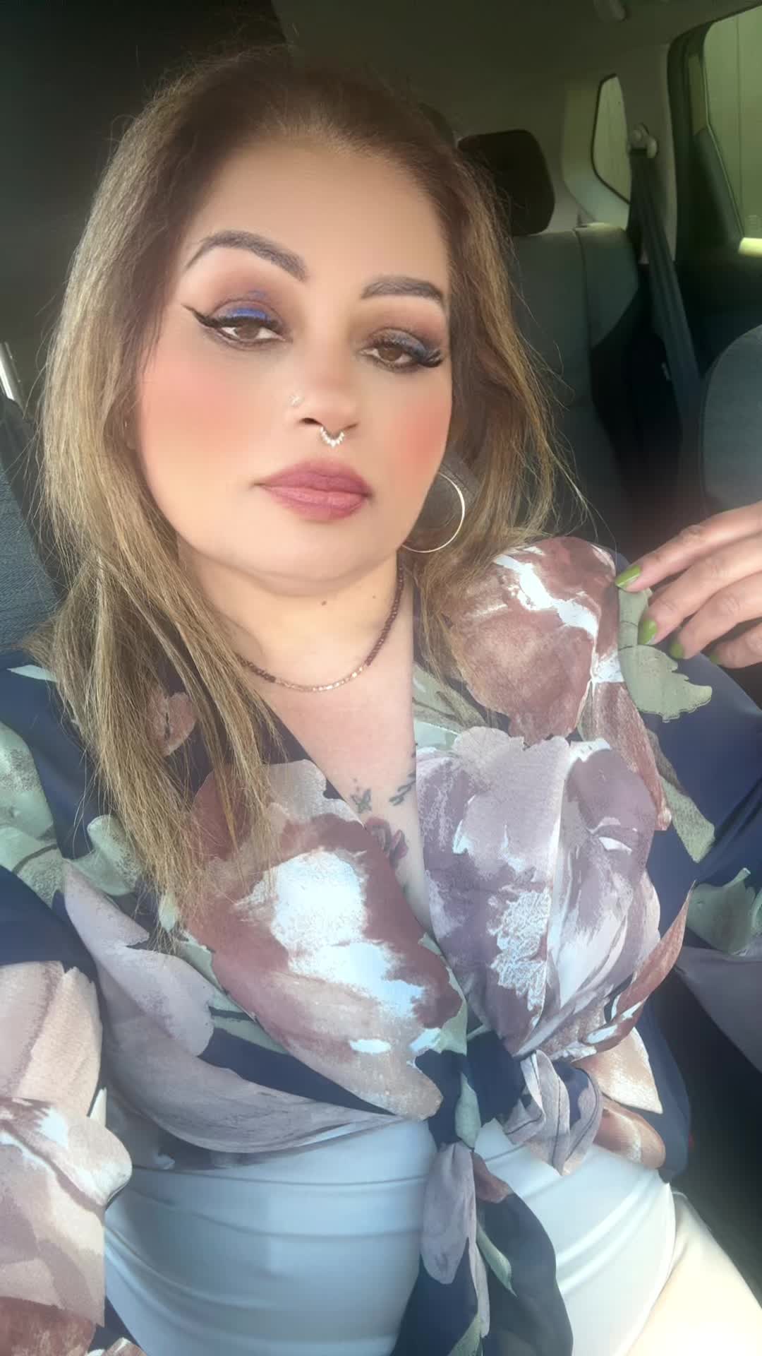 @Miss Devi 🇺🇸🇺🇸🇺🇸🇺🇸