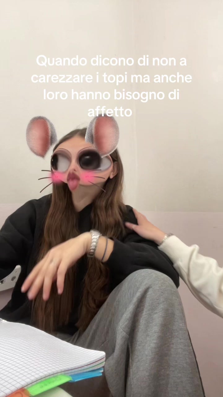 @Sofi 🖤🌸