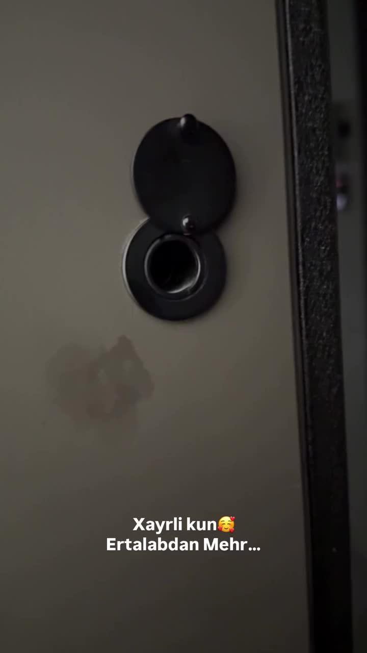 @𝑉𝑒𝑙𝑖𝑜𝑟𝑎 )            👣