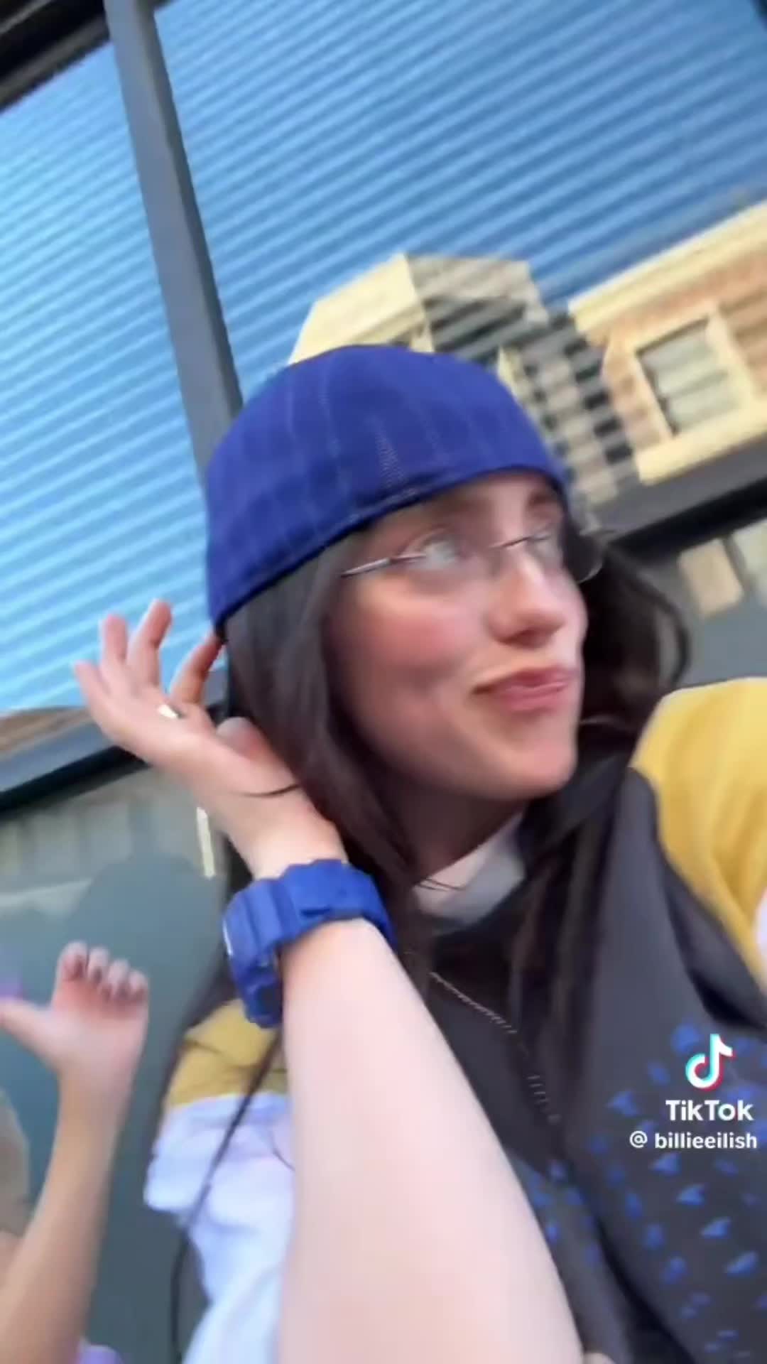@BOIOIOIOING♥️