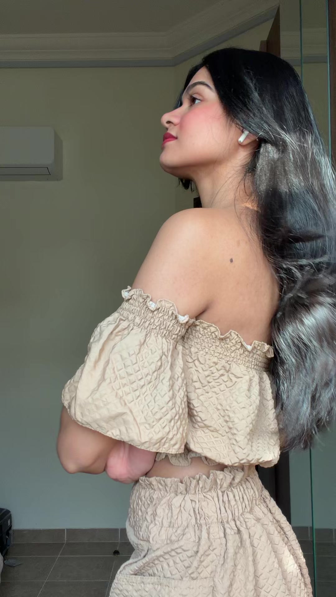 @Vibo_Jayarathne