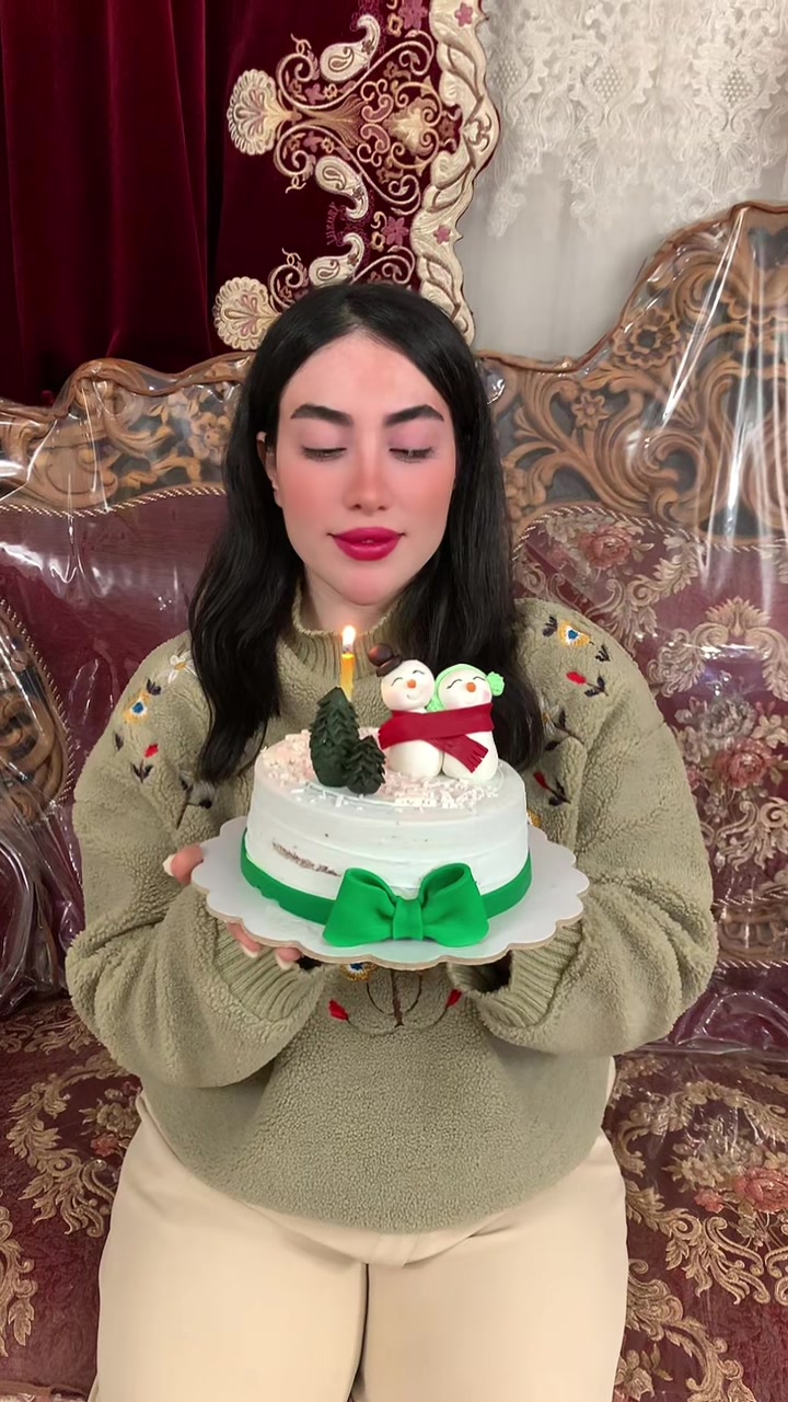 @parniashahiii78