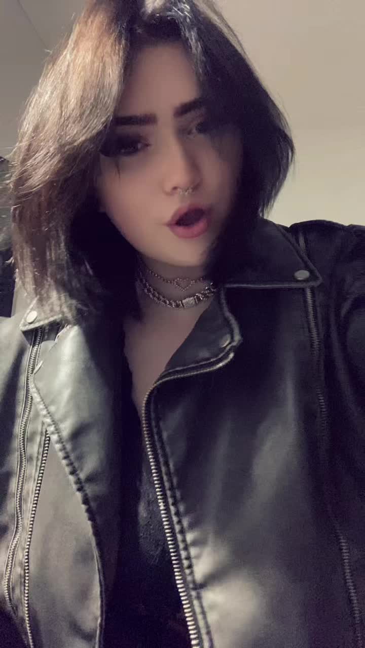 @𝒩.