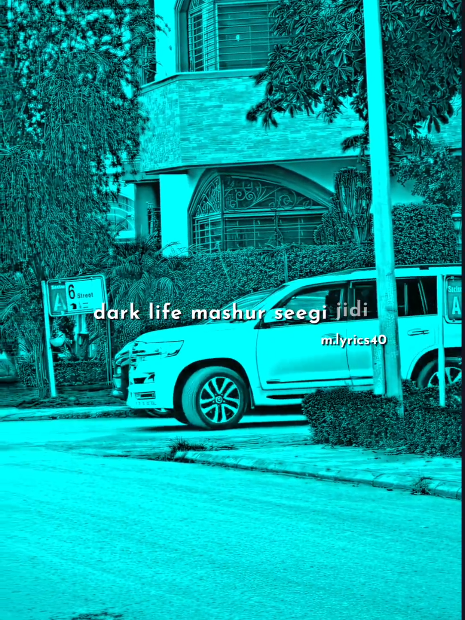 @𝗠 𝗫 𝗟𝗬𝗥𝗜𝗖𝗦 🧸