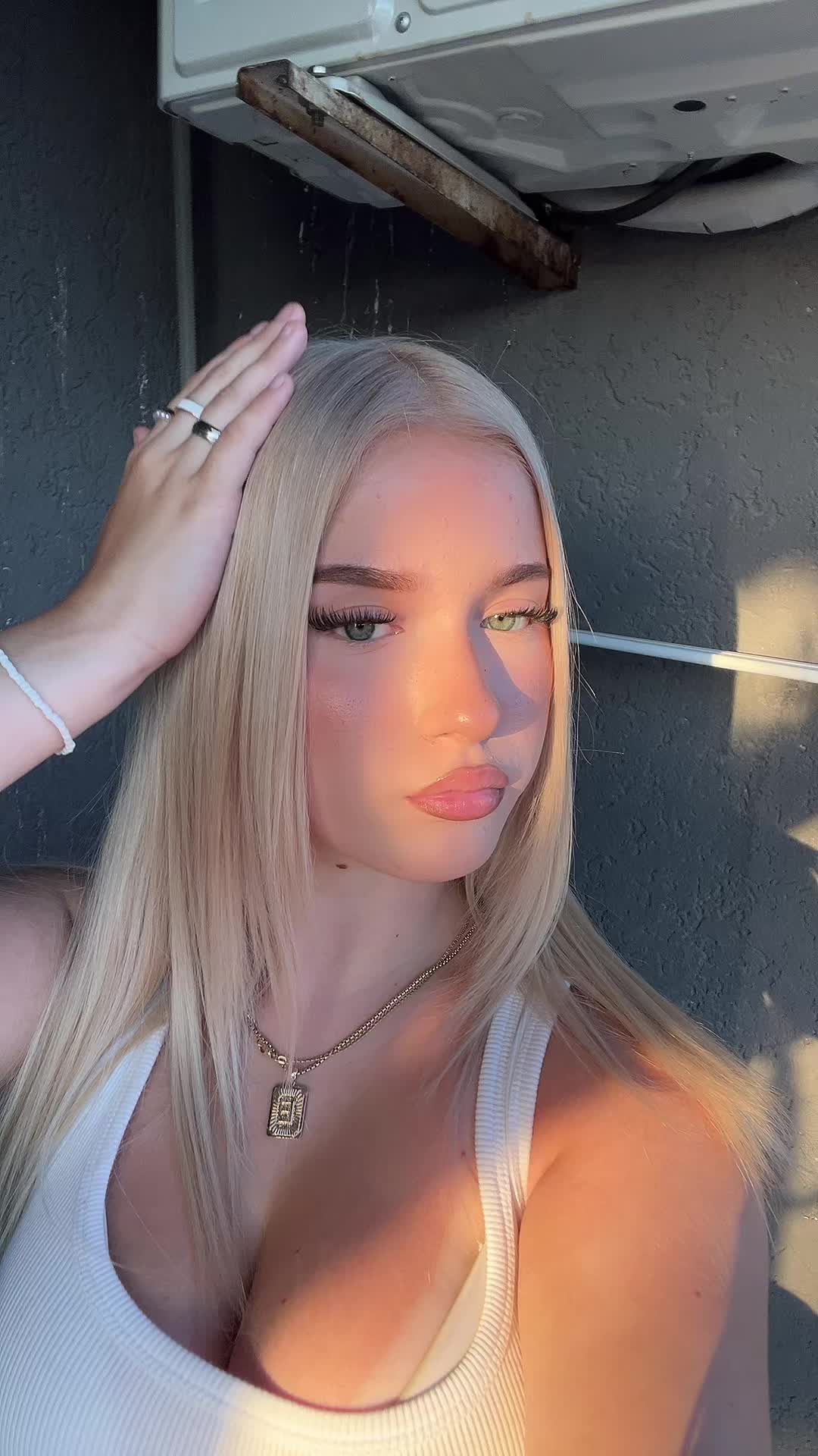 @𝑒𝓇𝒾𝒿𝑜𝓃𝒶