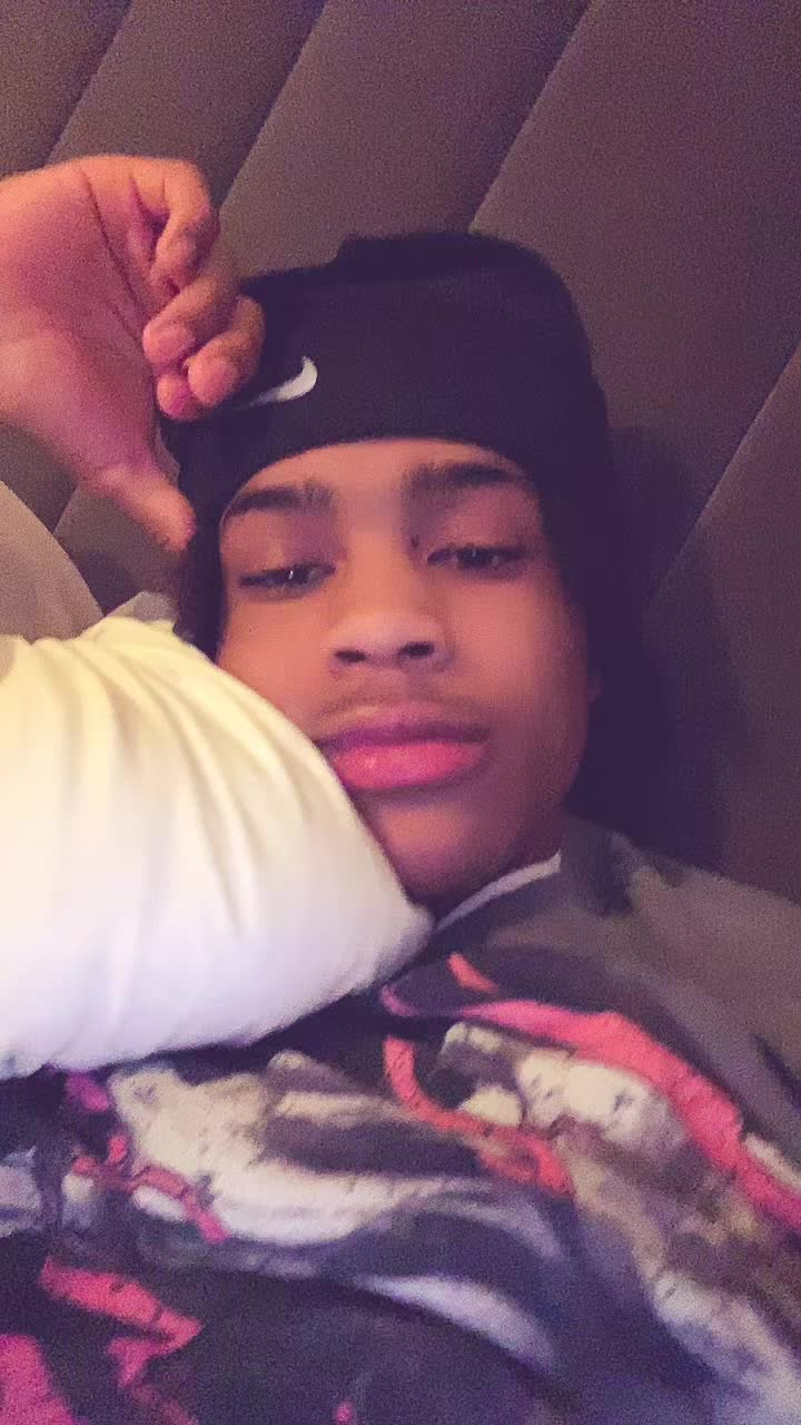 @🧍🏾