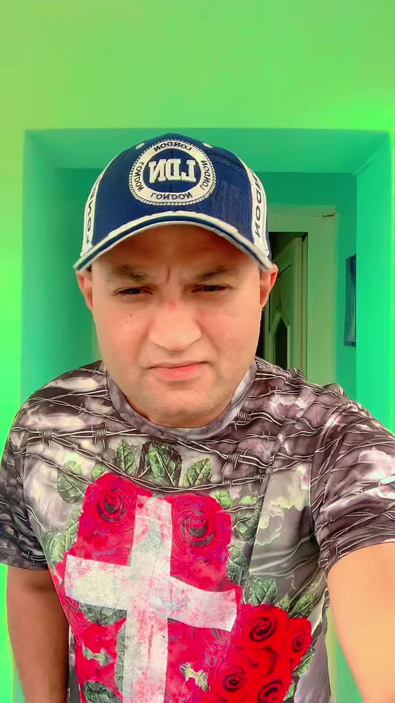 @Vinomas🇬🇧uk✝️🎤🎧
