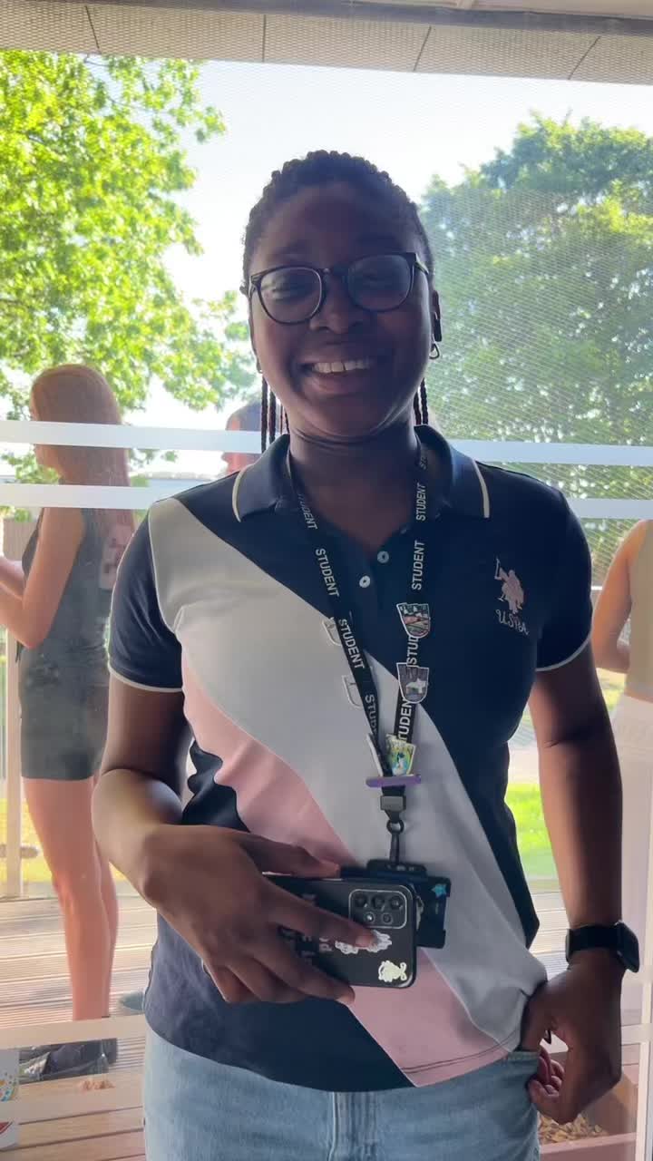 @toludiaries