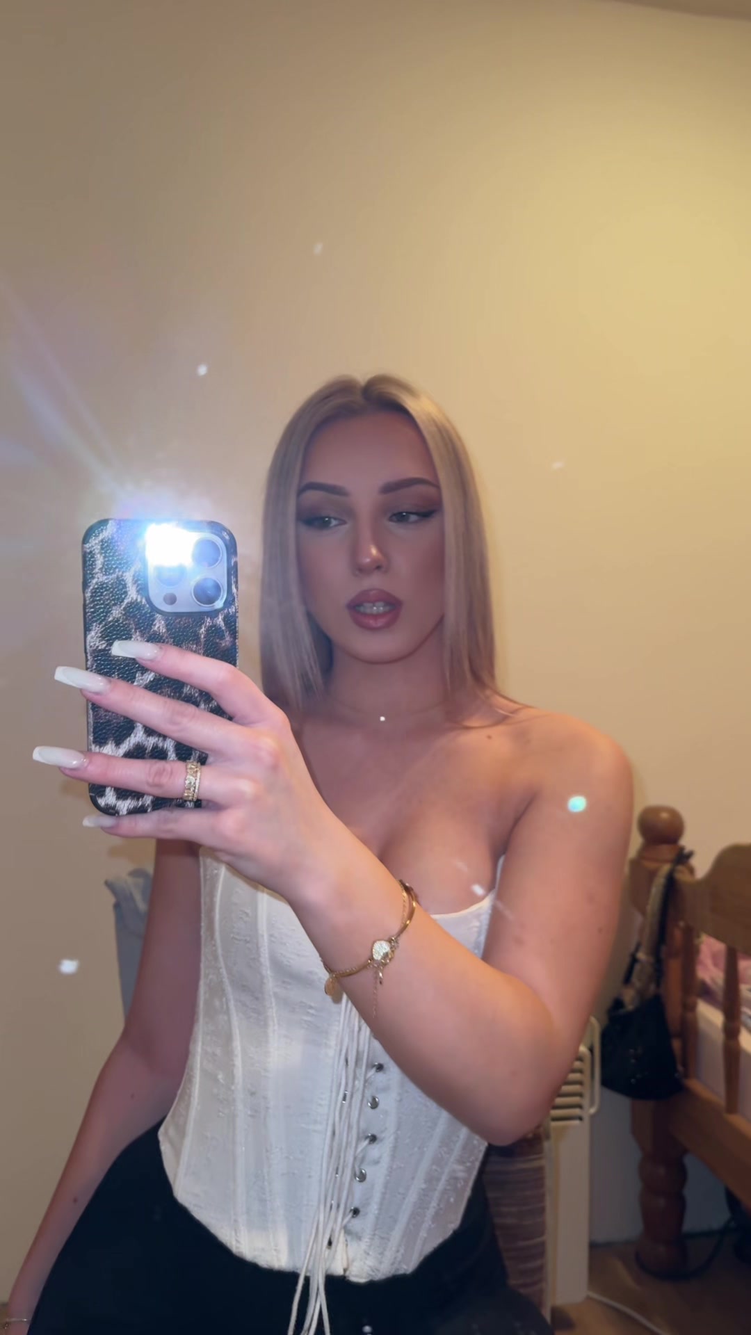 @lanniccaa