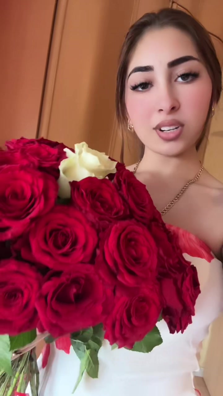 @Malvinka 🖤