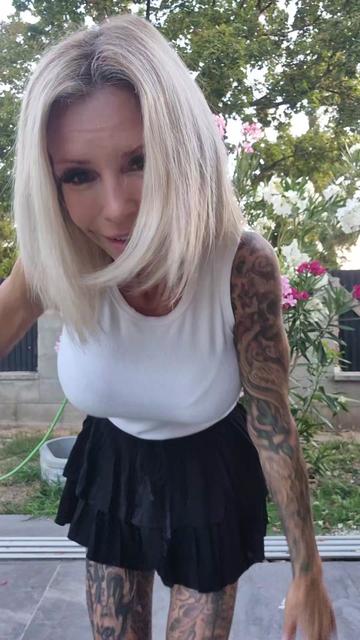 @mrs_lady_smiths