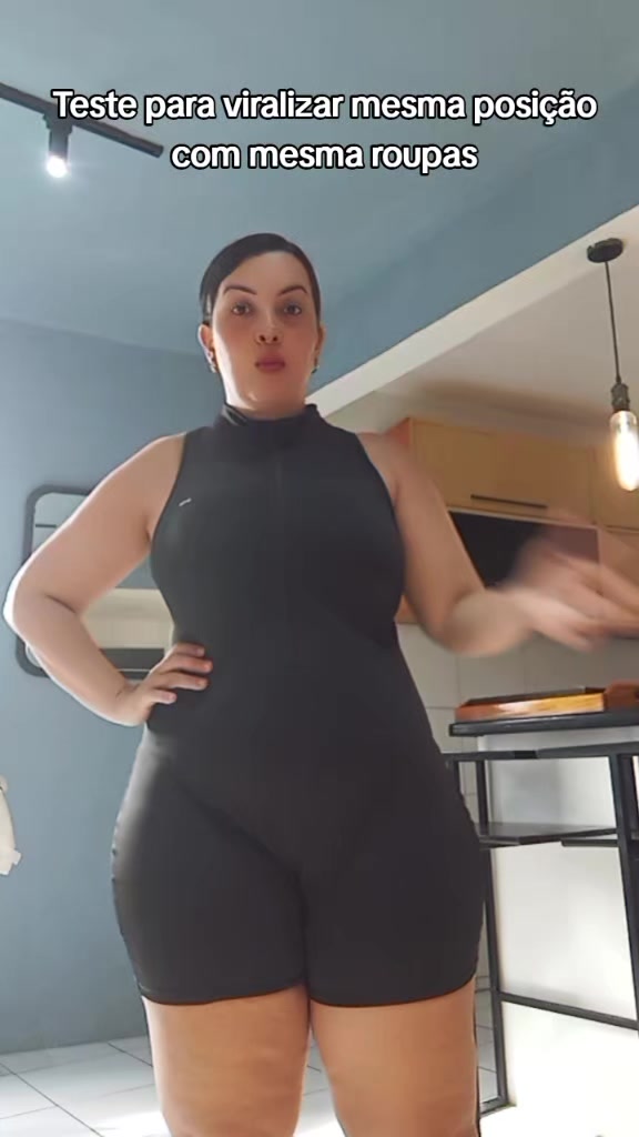 @Não é a Jamila