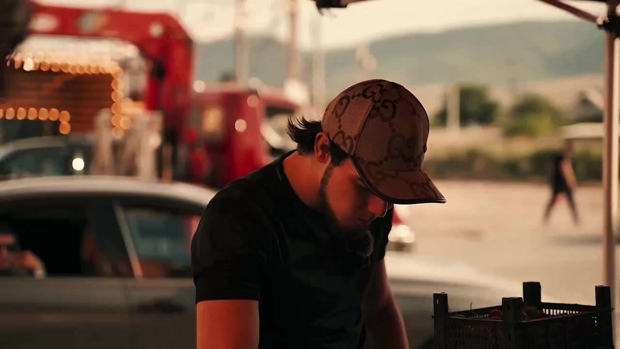 @KWELLONI