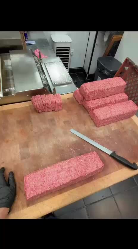 @MR MEATS Hamilton