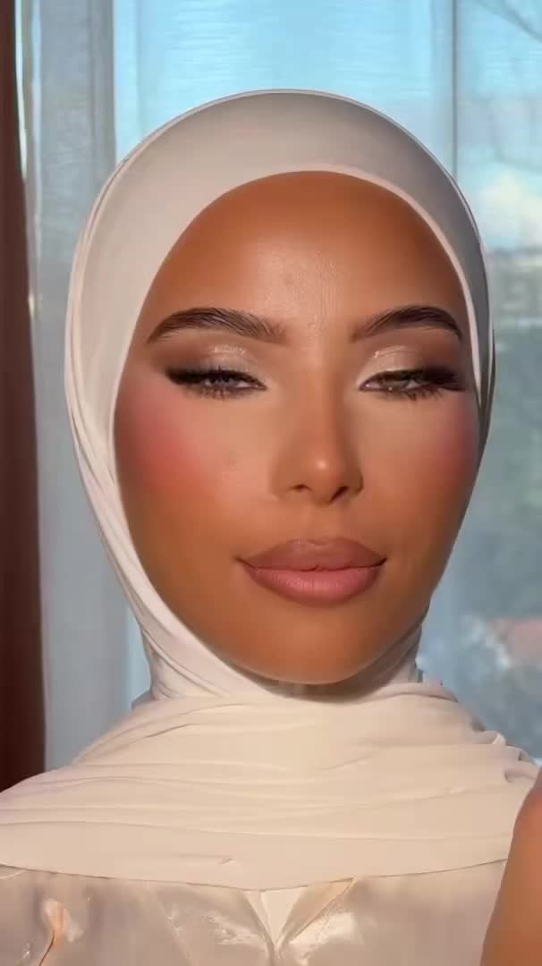 @Amina