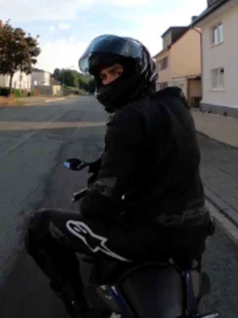 @R1Max