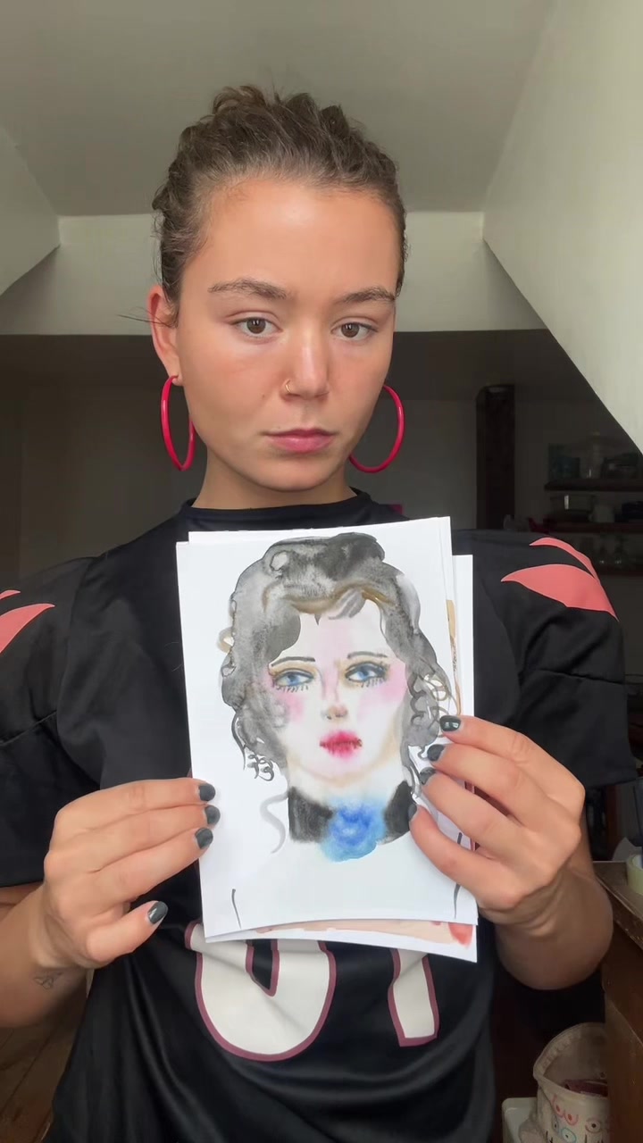 @_emma_chll
