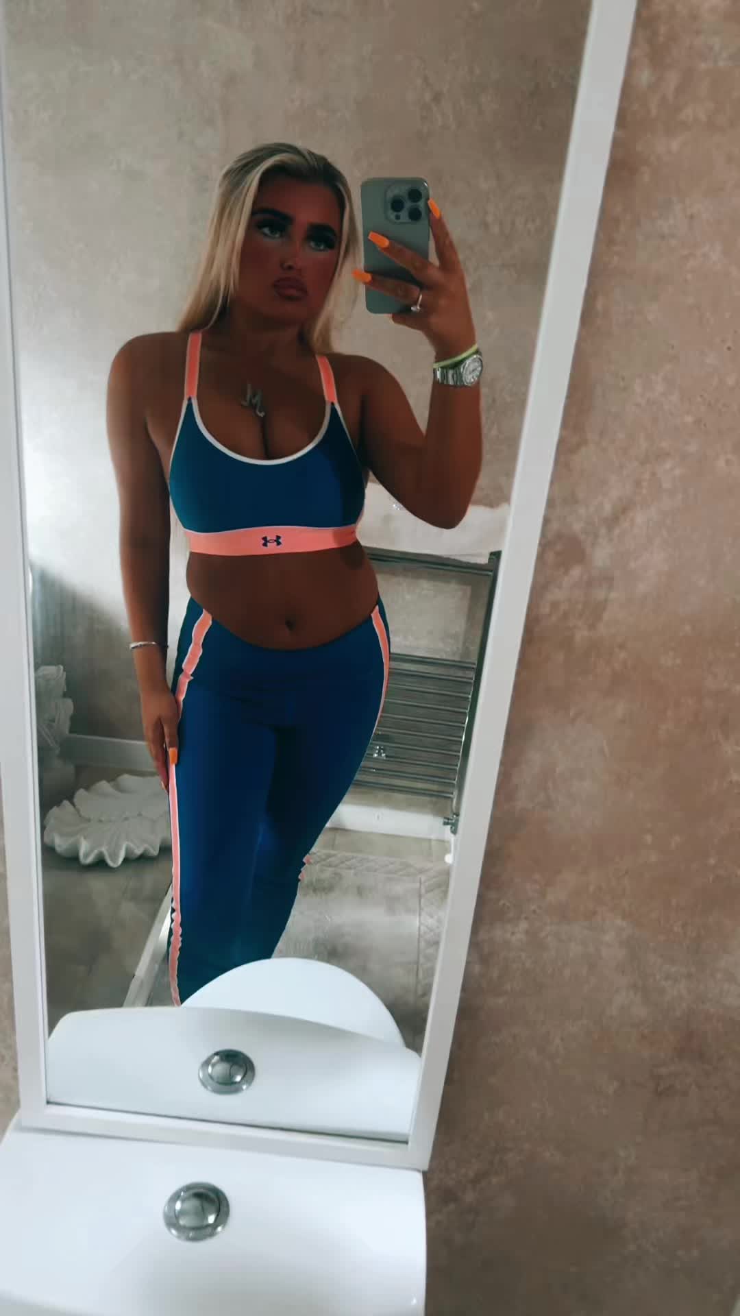 @Millie_