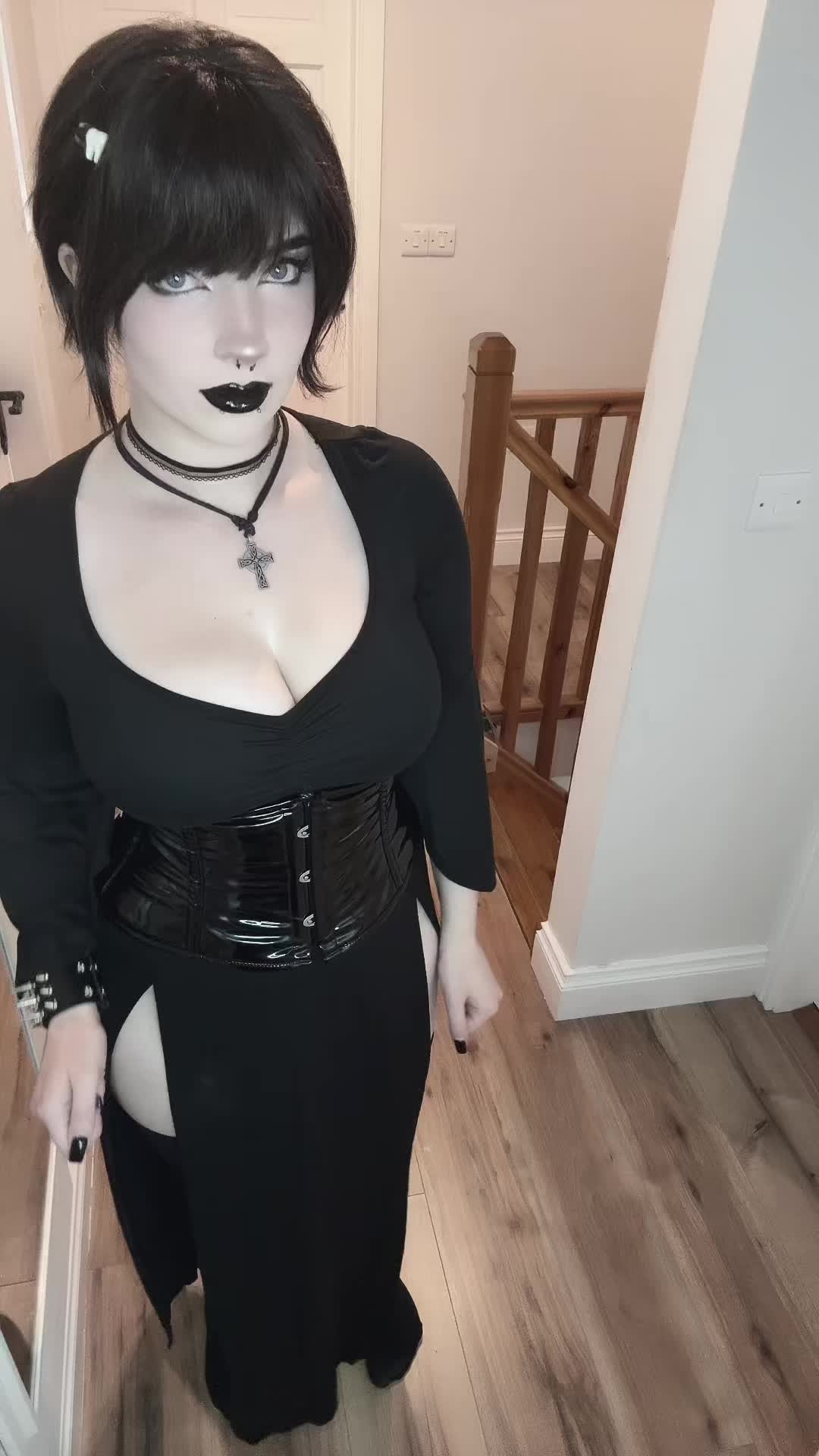 @Cutiegothxo