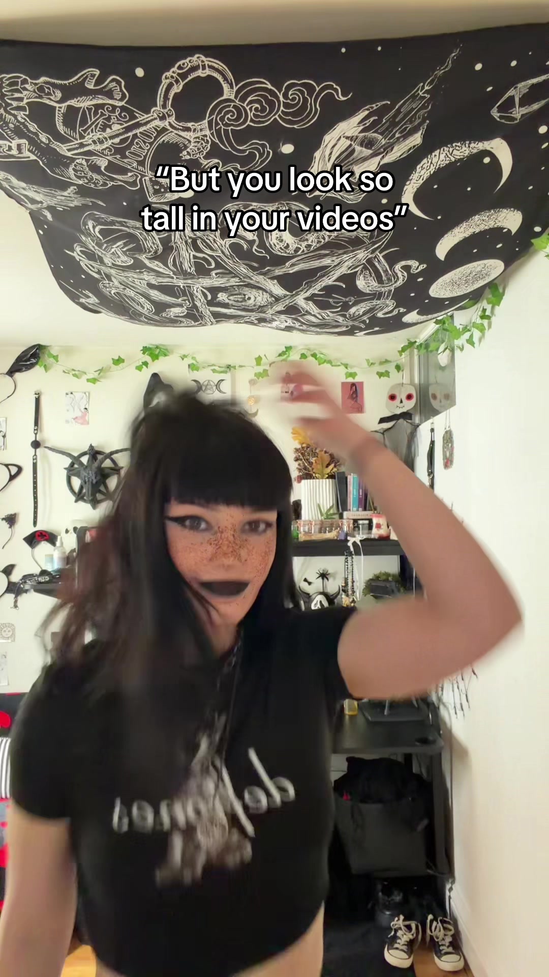 @𝓟𝓮𝓪𝓬𝓱𝔂 𝓙𝓪𝓼 🕷️