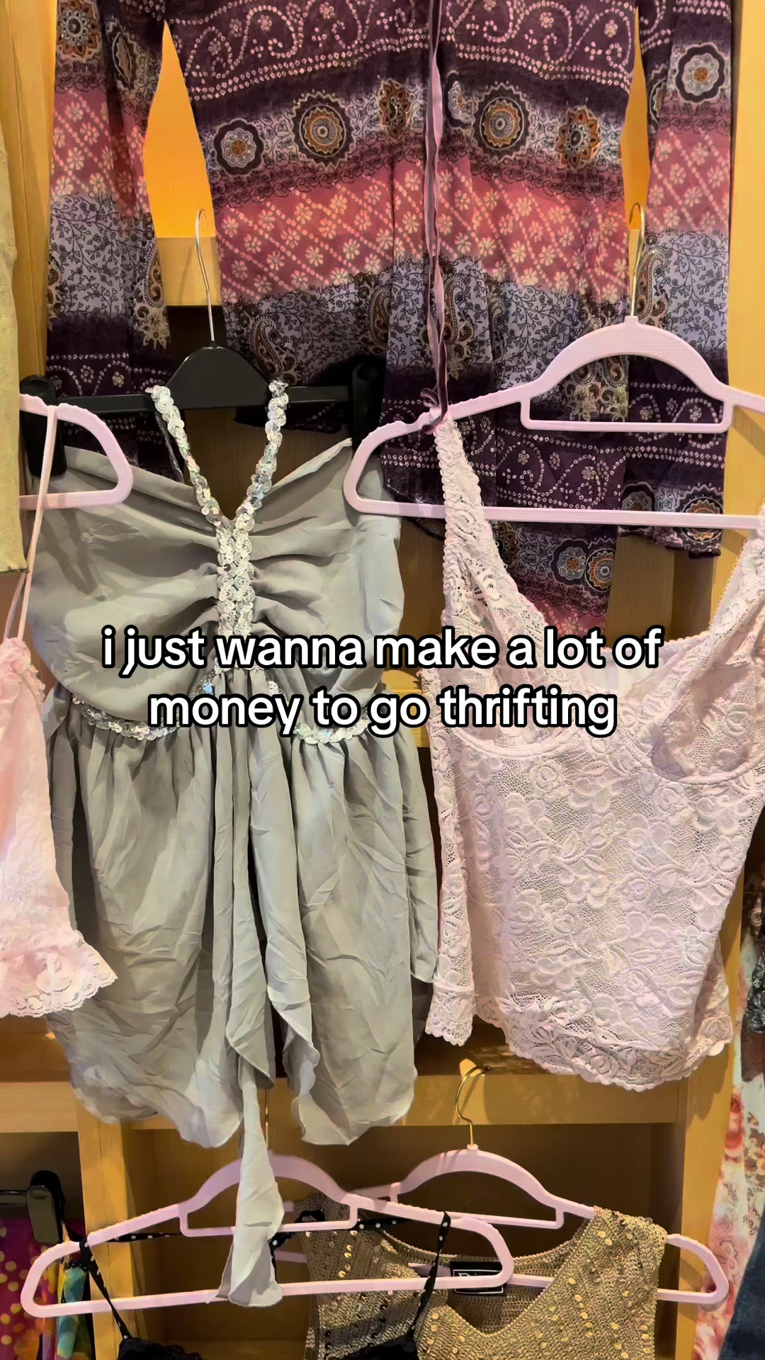 @KittyLoveVintage