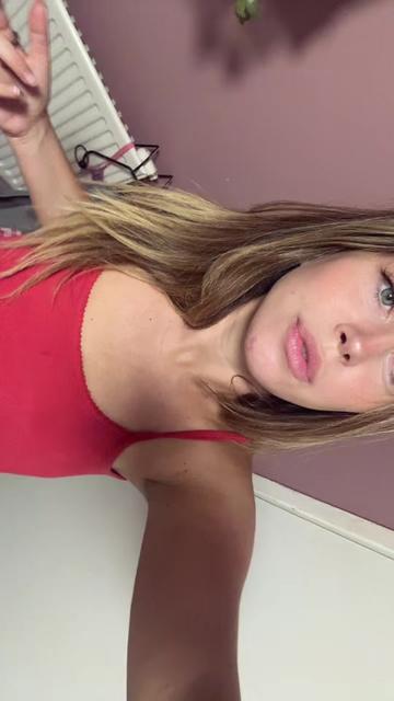 @Littlemysterious🌸🍒