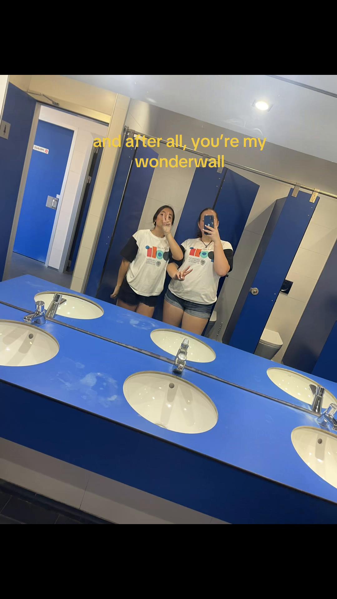 @🕺✌🏻
