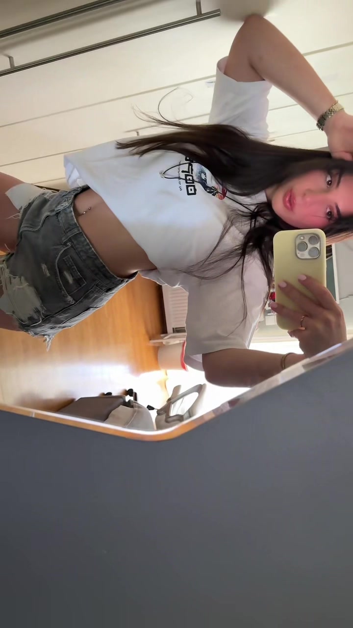@eλ