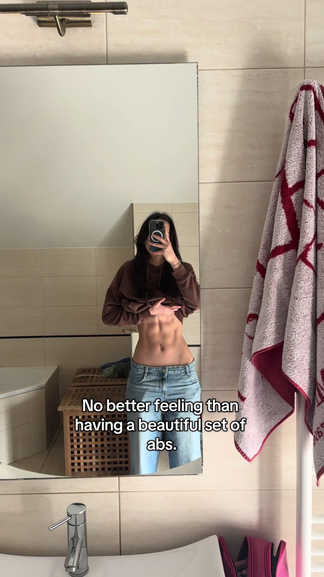 @VelvetLux22