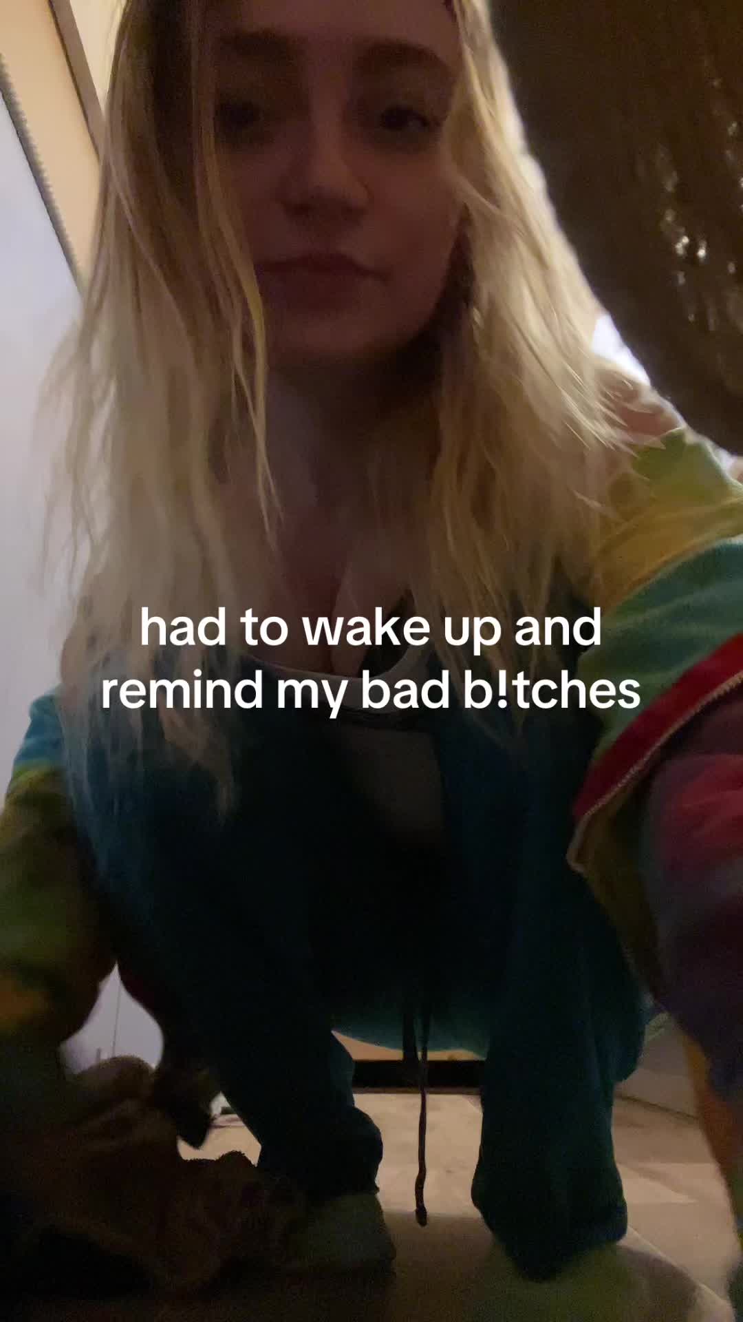 @😻