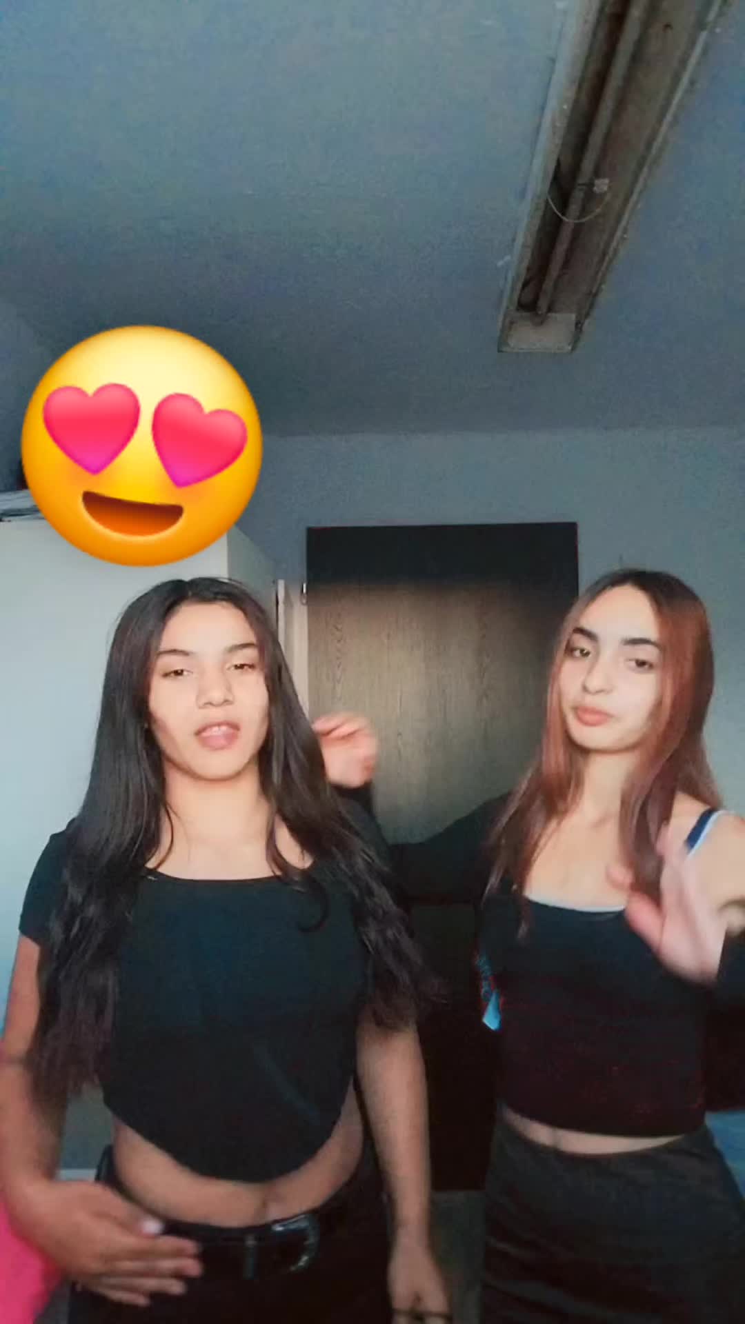 @Lenka🤍