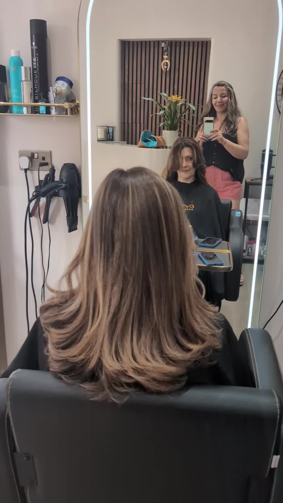 @✨MONICA'S HAIR & GLOW✨