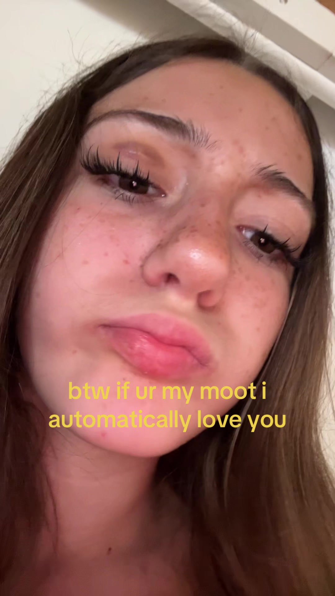 @⃟