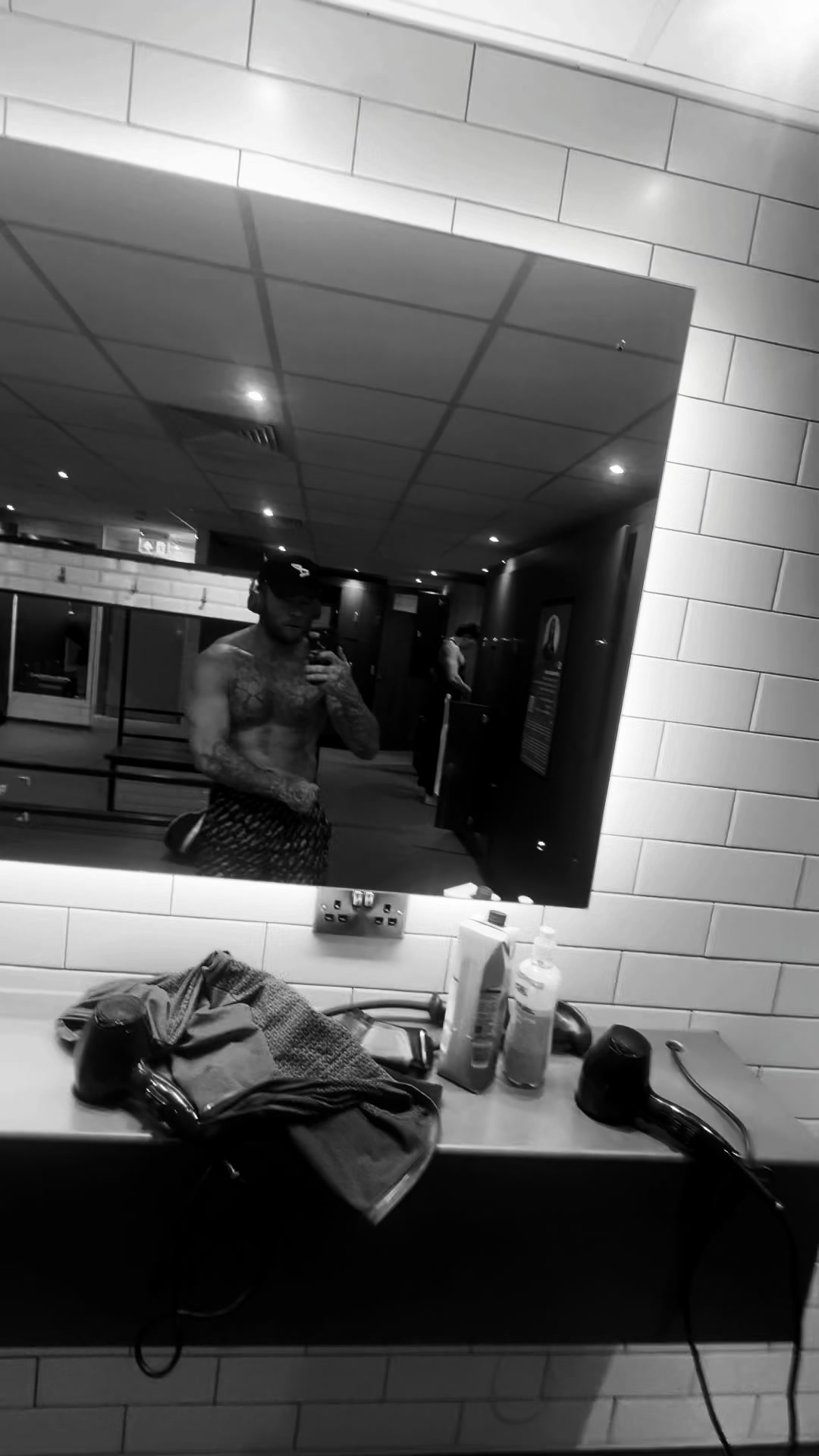 @FITNESSWITHCHRIS