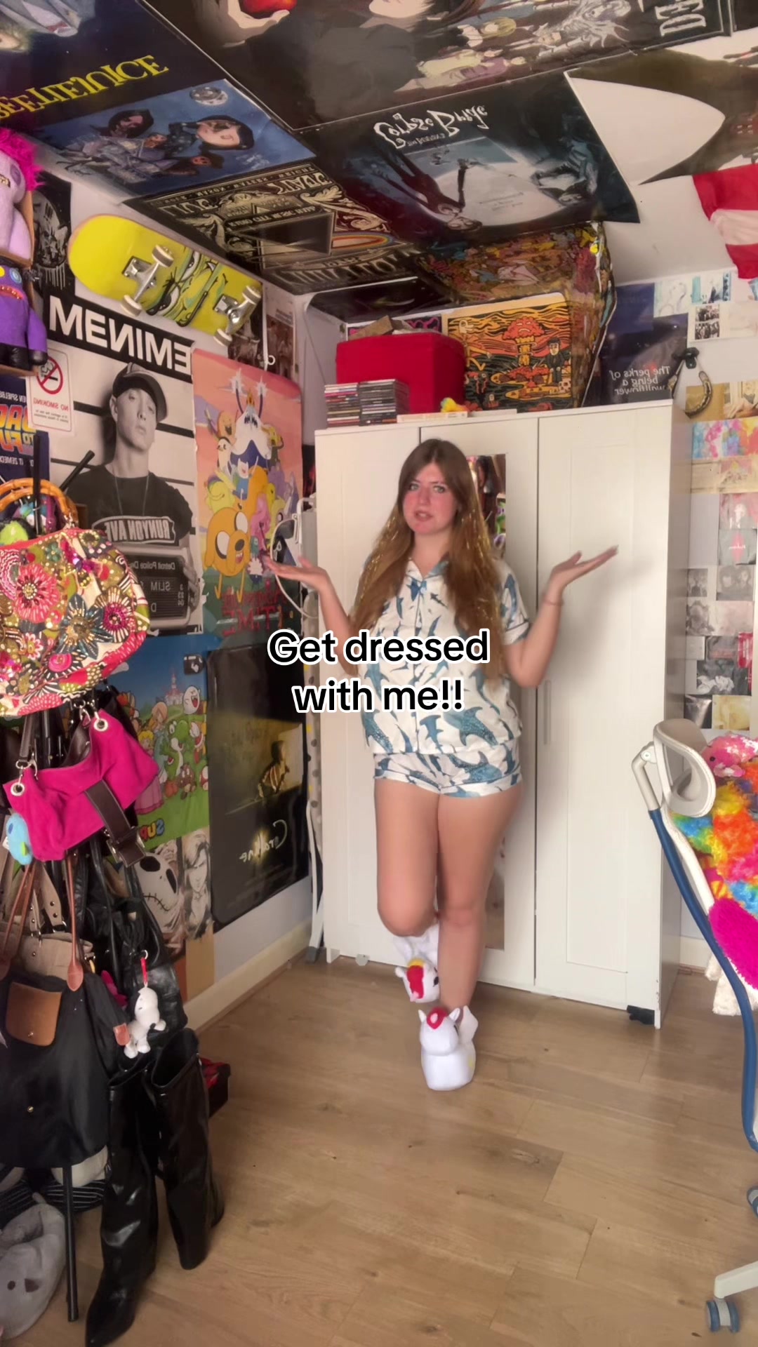 @Emi 👽