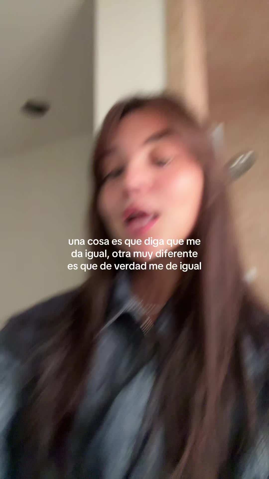 @Nora Presente
