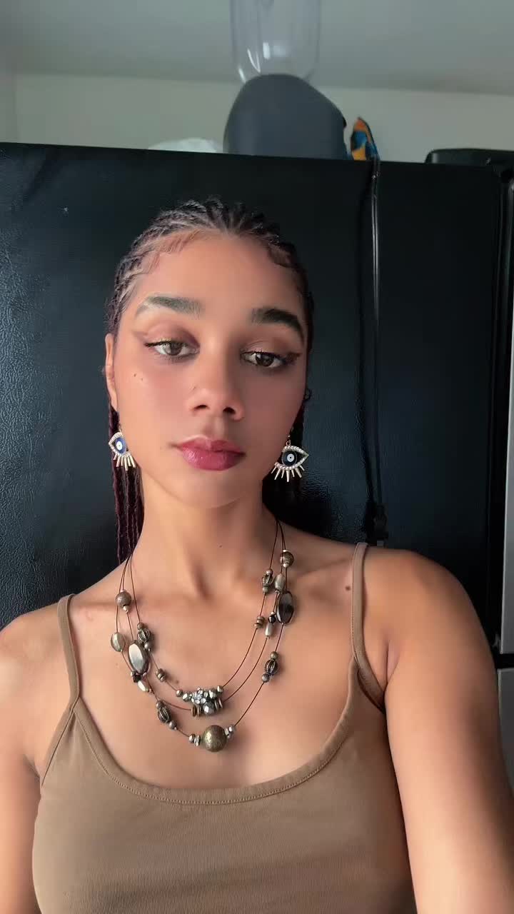 @_unrealmikky_